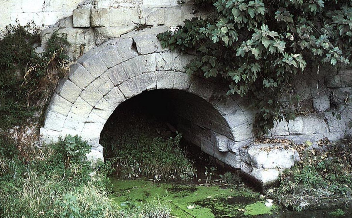античная канализация в Древнем  Риме
